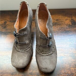 Naya Taupe Suede Button-Trim Ankle Booties